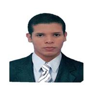 profesor de mantematicas ofrece clases a estudiantes de bachillerato